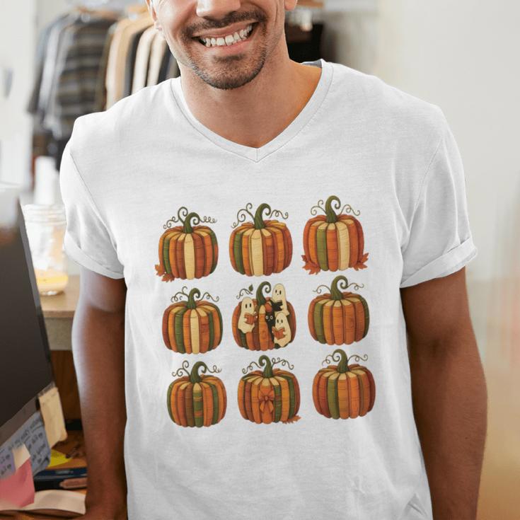 Halloween Teacher Fall Book Pumpkin Retro Reading Men's V-Neck T-Shirt, funny gift