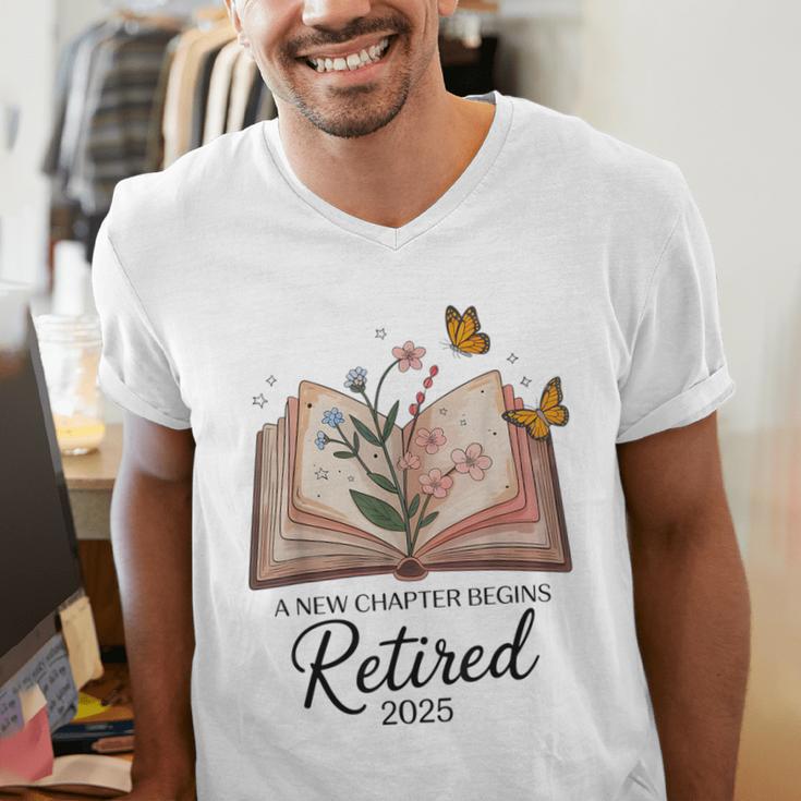 Retired 2025 A New Chapter Begins Retirement Teacher Book Men's V-Neck T-Shirt, funny gift Retired 2025 A New Chapter Begins Retirement Teacher Book Men's V-Neck T-Shirt, funny gift