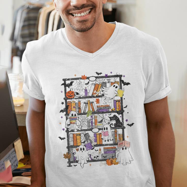 Teacher Library Ghost Reading Book Halloween Cat Men's V-Neck T-Shirt, funny gift