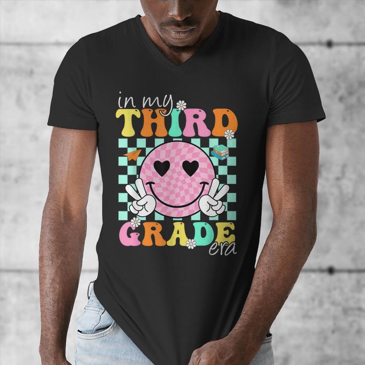 In My 3rd Grade Era Back To School Smile Face Teacher Kid Men's V-Neck T-Shirt, funny design