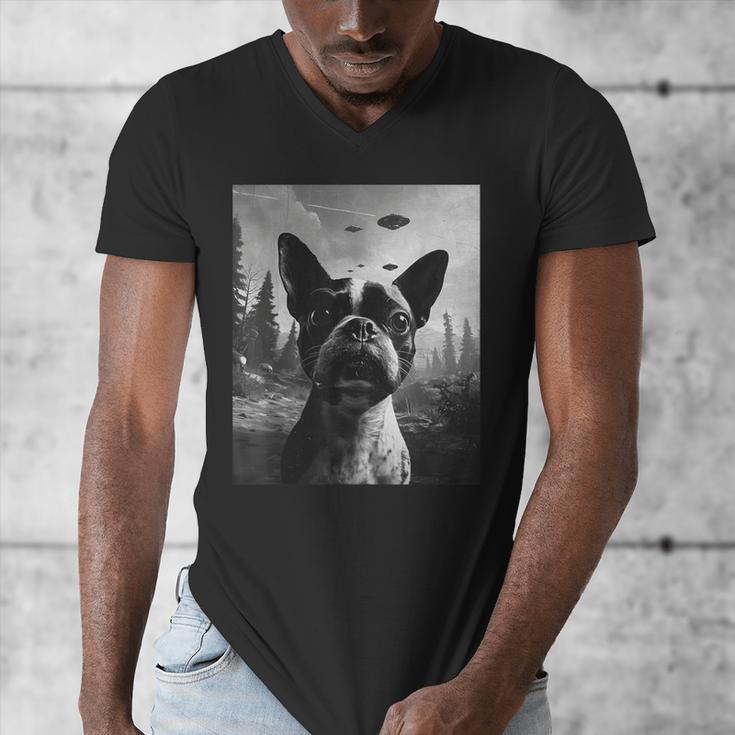 Dog Mom Dad Alien Selfie Boston Terrier UFO For Men Women Men's V-Neck T-Shirt, Couple Gifts, Mom Gifts, Boston Terrier Dad Gifts, Boston Terrier Mom Gifts, funny design