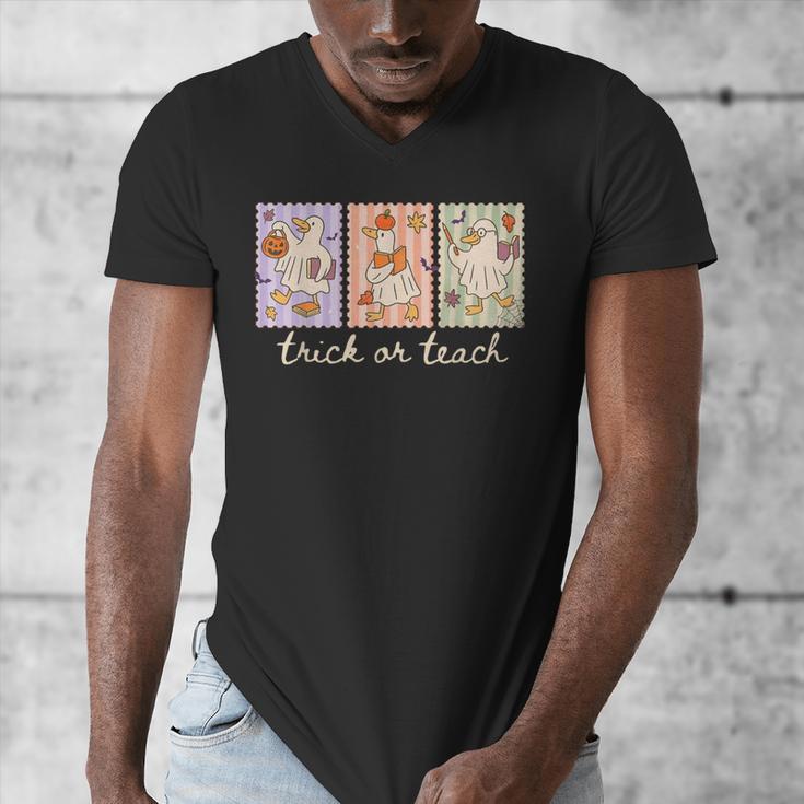 Preppy Goose Teacher Trick Or Teach Halloween Teacher Goose Men's V-Neck T-Shirt, funny design