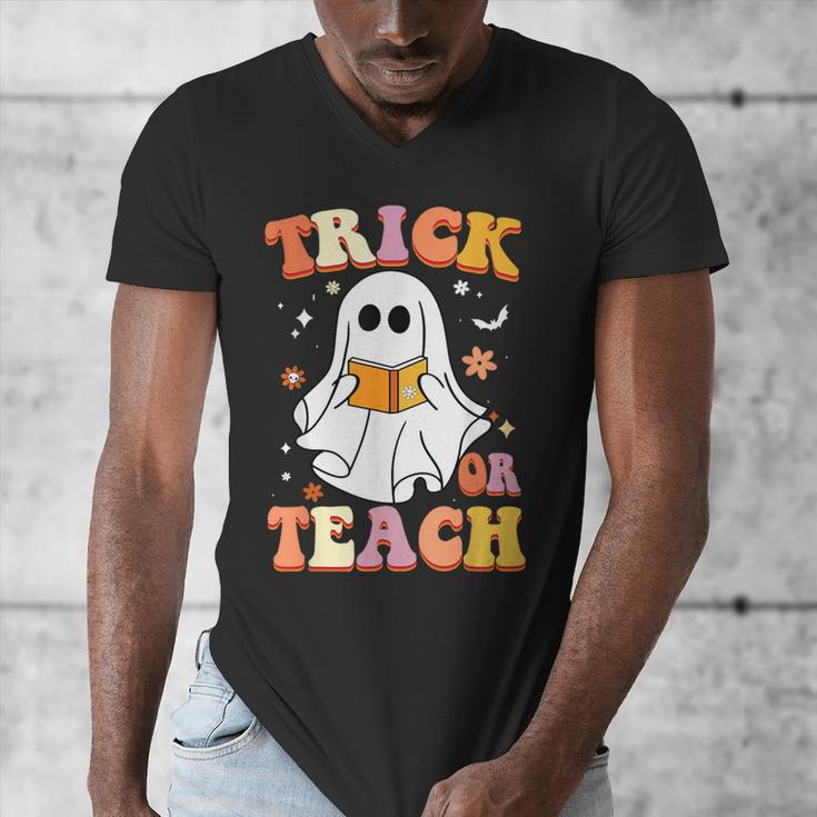 Retro Vintage Groovy Trick Or Teach Teacher Halloween For Men Women Kids Men's V-Neck T-Shirt, Groovy Teacher Gifts, funny design Retro Vintage Groovy Trick Or Teach Teacher Halloween For Men Women Kids Men's V-Neck T-Shirt, Groovy Teacher Gifts, funny design