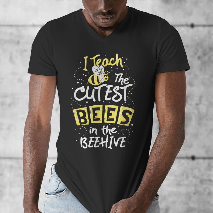 I Teach The Cutest Bees In The Beehive Kindergarten Teacher Men's V-Neck T-Shirt, funny design I Teach The Cutest Bees In The Beehive Kindergarten Teacher Men's V-Neck T-Shirt, funny design