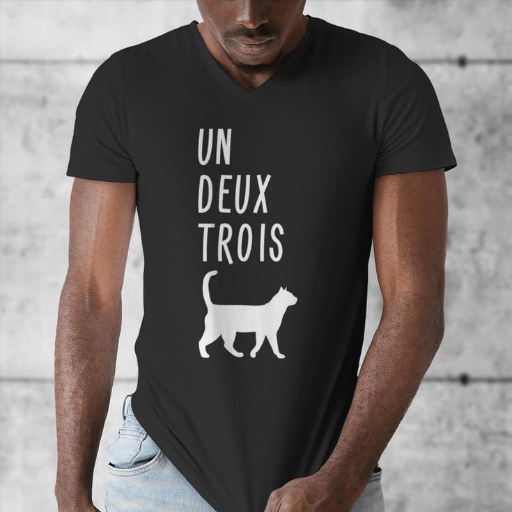 Un Deux Trois Cat Shirt French Teacher Men's V-Neck T-Shirt, funny design