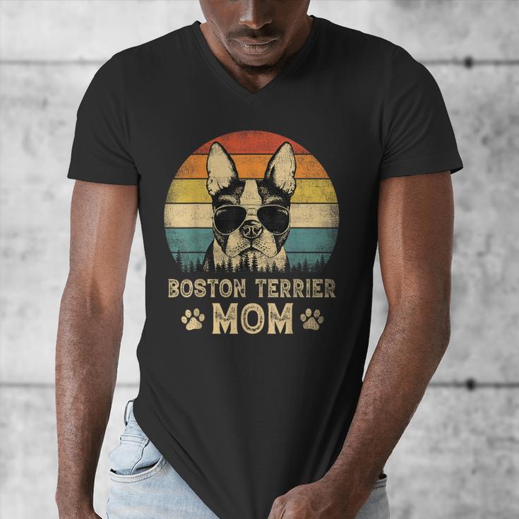 Vintage Boston Terrier Mom Dog Lovers Mother's Day Men's V-Neck T-Shirt, Couple Gifts, Mom Gifts, Boston Terrier Mom Gifts, funny design