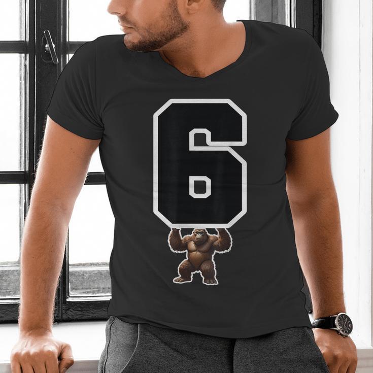 6 7 Matching Teachers Halloween Costume Gorilla Men's V-Neck T-Shirt, gift for family, gift for coworker
