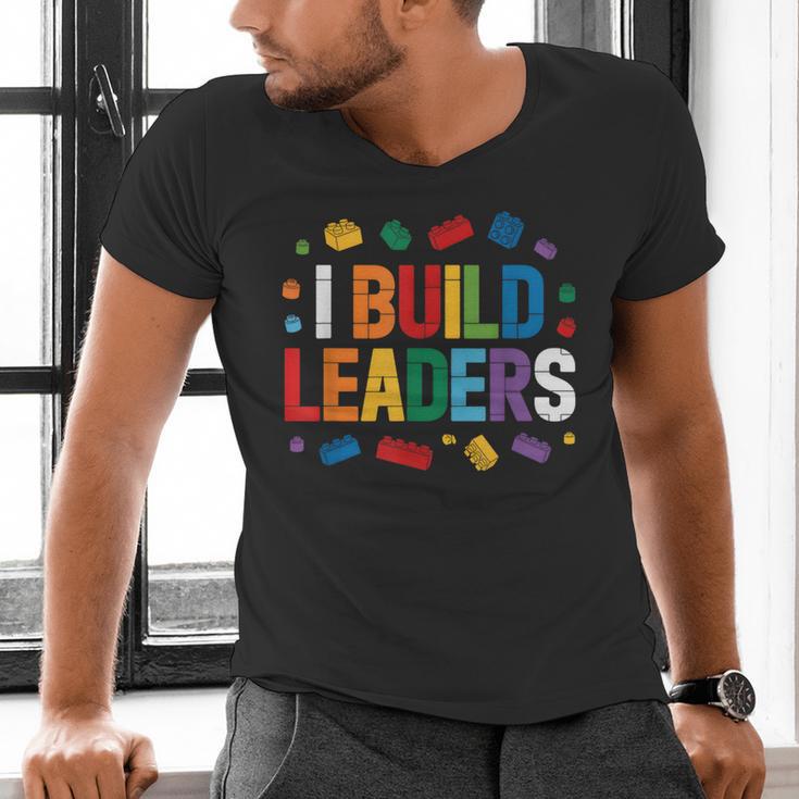 I Build Leaders Bricks Building Blocks Teacher Brick Builder Men's V-Neck T-Shirt, gift for family, gift for coworker