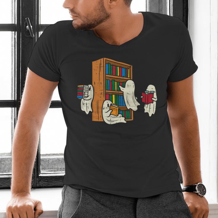 Ghosts Reading Books Teacher Halloween Librarian Boooks Men's V-Neck T-Shirt, gift for family, gift for coworker