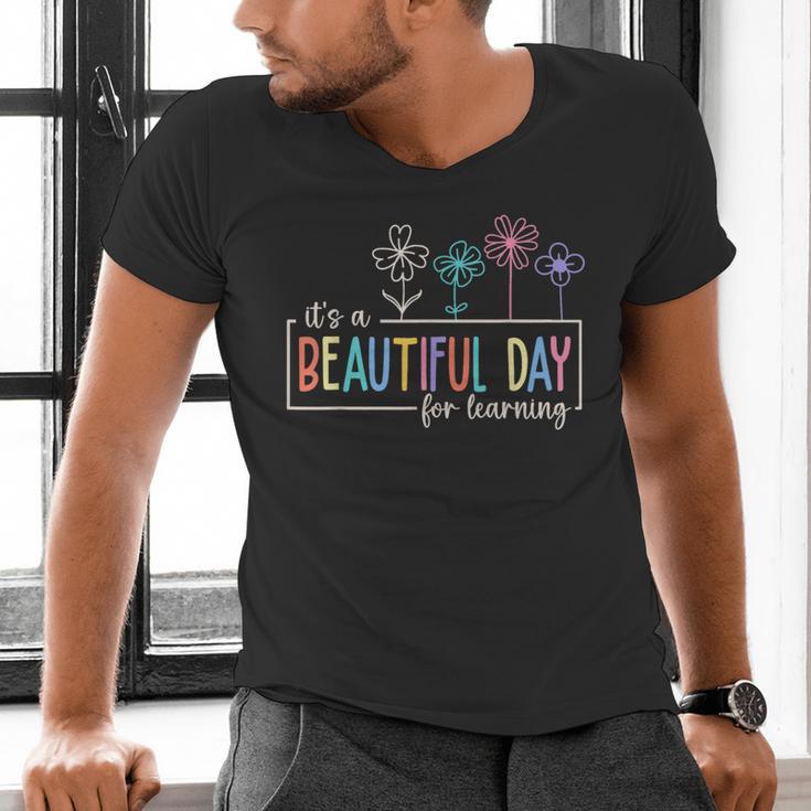 It's a Beautiful Day For Learning Teacher Students Women Men's V-Neck T-Shirt, gift for family, gift for coworker