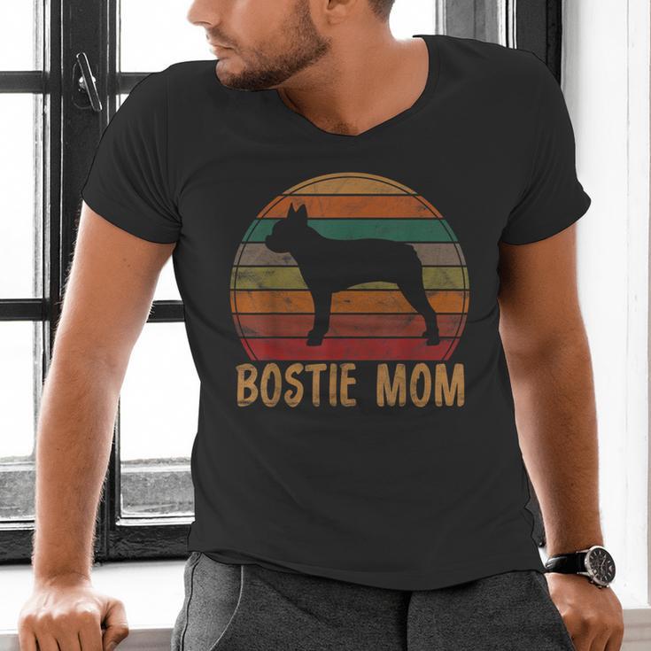 Retro Boston Terrier Mom Dog Mother Pet Bostie Mama Men's V-Neck T-Shirt, Boston Terrier Mom Shirts, gift for family, gift for coworker