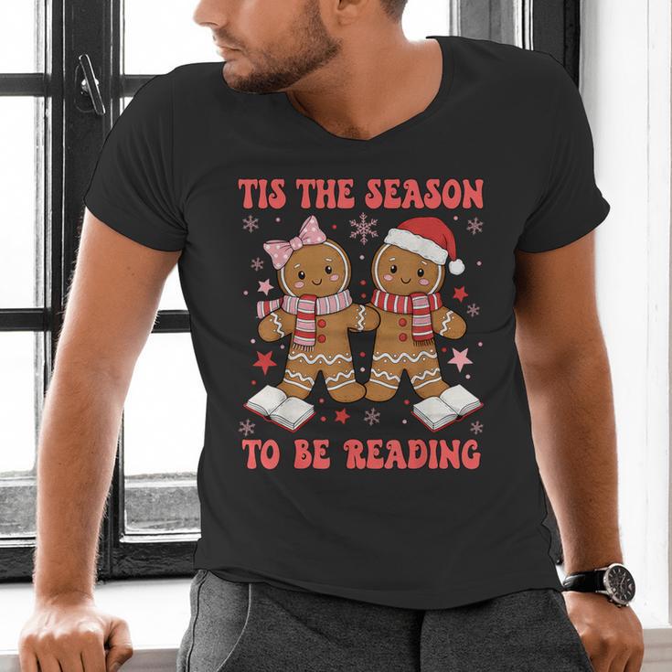 Tis The Season Reading Christmas Shirt Book Lovers Teacher Men's V-Neck T-Shirt, gift for family, gift for coworker