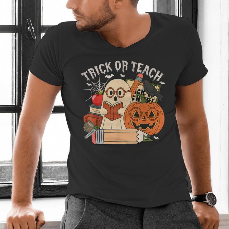 Trick Or Teach Retro Halloween Teacher Women Men Costume Men's V-Neck T-Shirt, gift for family, gift for coworker Trick Or Teach Retro Halloween Teacher Women Men Costume Men's V-Neck T-Shirt, gift for family, gift for coworker