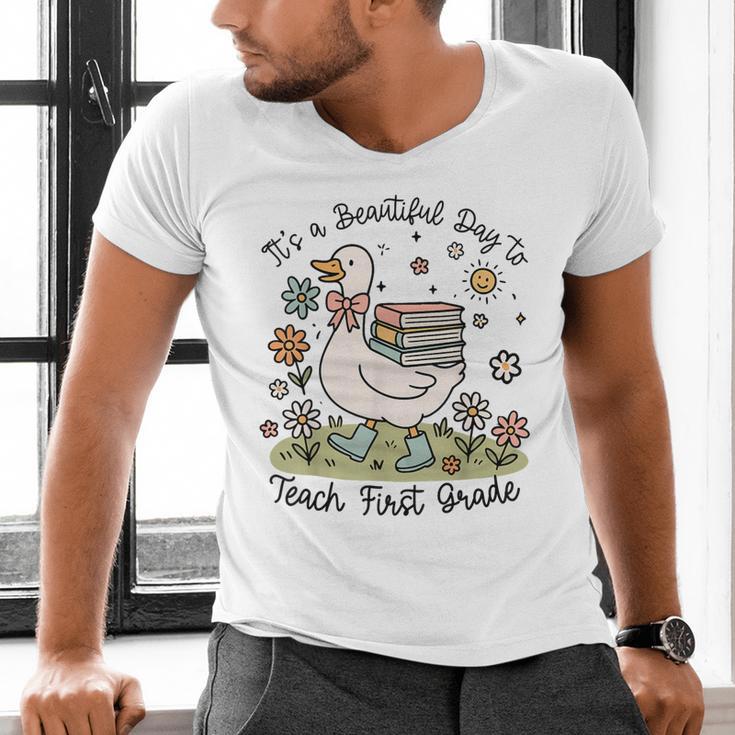 Cute Goose It's A Beautiful Day To Teach 1st Grade Teacher Men's V-Neck T-Shirt, gift for family, gift for coworker Cute Goose It's A Beautiful Day To Teach 1st Grade Teacher Men's V-Neck T-Shirt, gift for family, gift for coworker