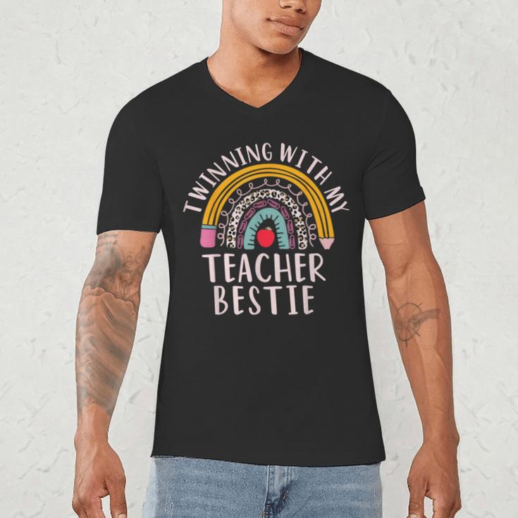 Twinning With My Teacher Bestie Spirit Week Girls Day Kids Men's V-Neck T-Shirt, novelty gifts, funny gifts