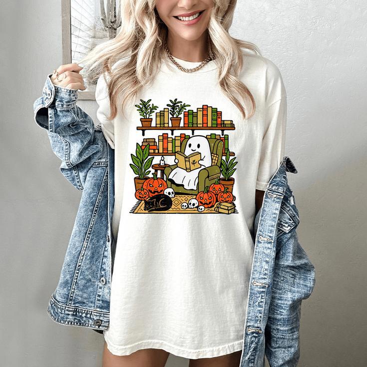 Ghost Library Reading Books Halloween Librarian Teacher Women's Comfort Colors T-Shirt