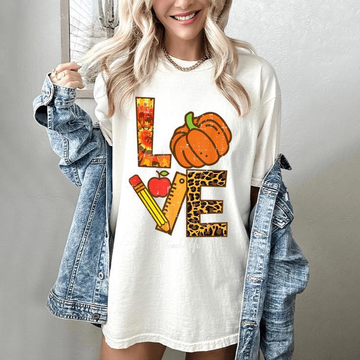 Leopard Pumpkin Love Teacher Life Thanksgiving Fall Women Women's Comfort Colors T-Shirt