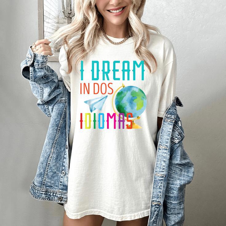 Multilingual Teacher In Dos Idiomas Linguist Language Women's Comfort Colors T-Shirt
