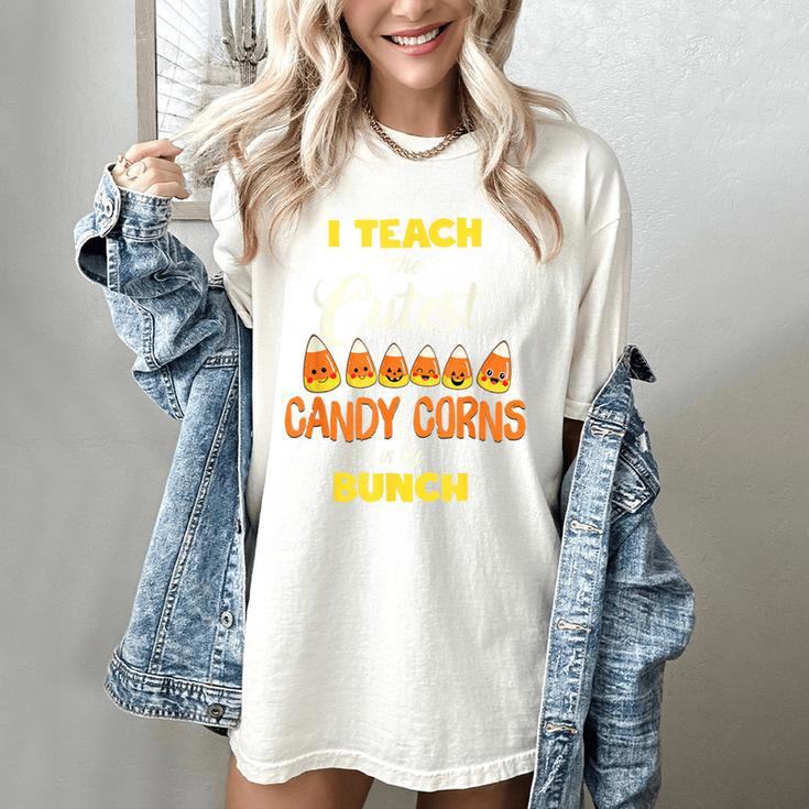 I Teach The Cutest Candy Corn In The Patch Teacher Halloween Women's Comfort Colors T-Shirt