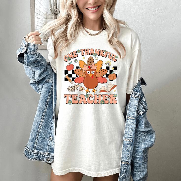 One Thankful Teacher Thanksgiving Retro Groovy Fall Teachers Women's Comfort Colors T-Shirt One Thankful Teacher Thanksgiving Retro Groovy Fall Teachers Women's Comfort Colors T-Shirt