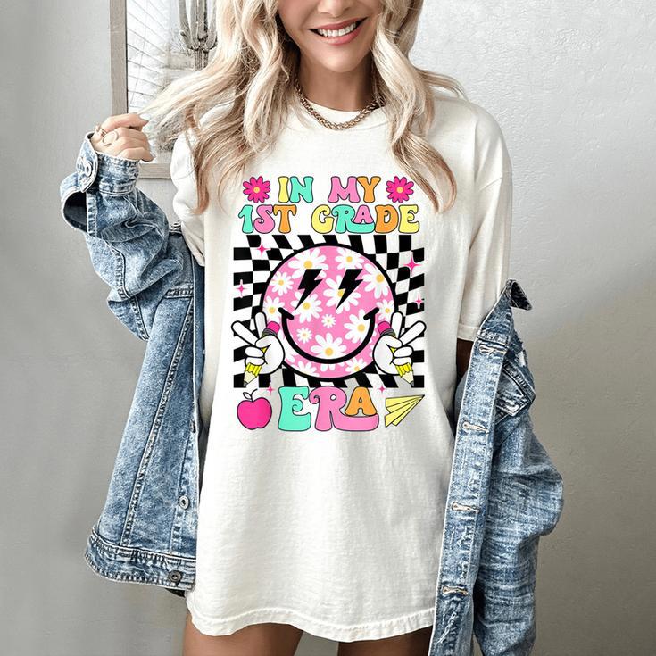 In My 1st Grade Era Smile Face Back To School Teacher Kid Women's Comfort Colors T-Shirt