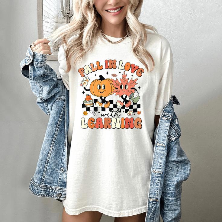 Fall In Love With Learning Teacher Retro Thanksgiving Women's Comfort Colors T-Shirt