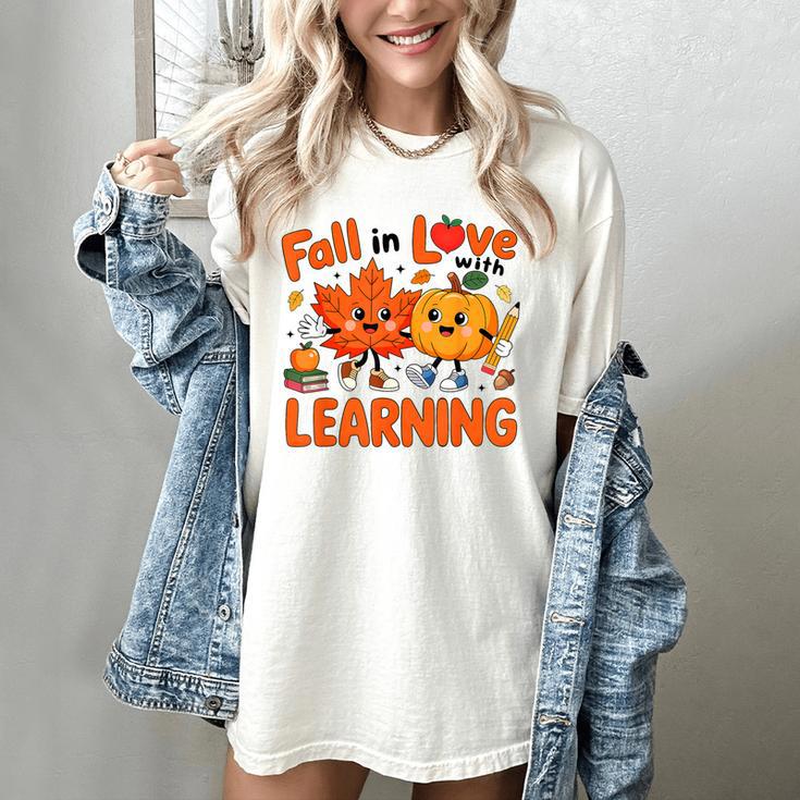 Fall In Love With Learning Thanksgiving Teacher Student Kids Women's Comfort Colors T-Shirt