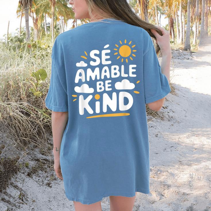 SÉ AMABLE Be Kind Bilingual Teacher Maestra Spanish Teacher Women's Comfort Colors T-Shirt Back Print