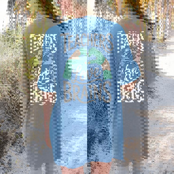 Teacher Halloween Shirt Women Men Teachers Love Brains Women&#x27;s Comfort Colors T-Shirt Back Print