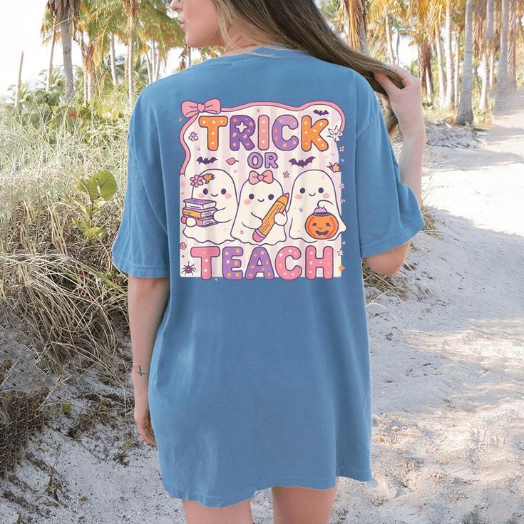 Trick Or Teach Retro Halloween Teacher Look Women's Comfort Colors T-Shirt Back Print