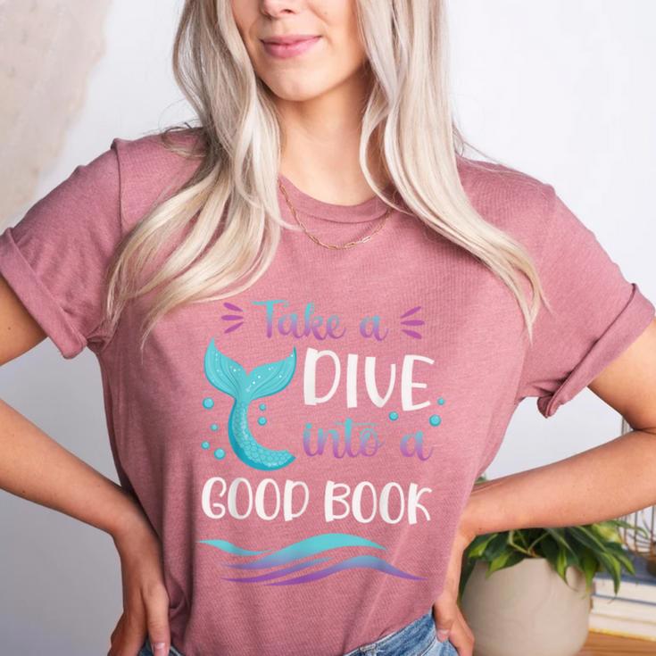 Cute Mermaid Librarian Teacher Dive Into A Good Book Reading Women's Heather T-Shirt