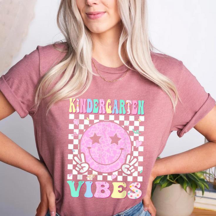 Kindergarten Vibes First Day Of School Kindergarten Teacher Women's Heather T-Shirt