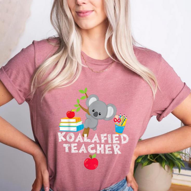 Koalafied Teacher Proud School Teacher Koala Cute T-Shirt Women's Heather T-Shirt