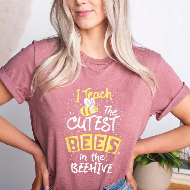 I Teach The Cutest Bees In The Beehive Kindergarten Teacher Women's Heather T-Shirt