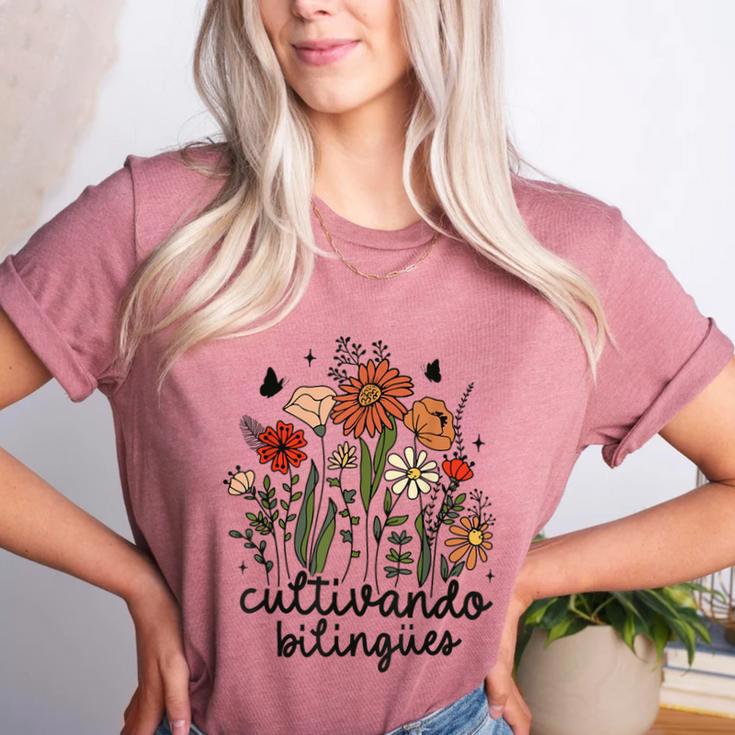 Cultivando Bilingues Dual Language Crew Bilingual Teacher Men Women Girls Kids Women's Heather T-Shirt