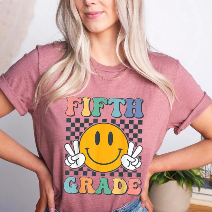 Fifth Grade Team Teachers Boys Girls Retro Smile 5th Grade Women's Heather T-Shirt