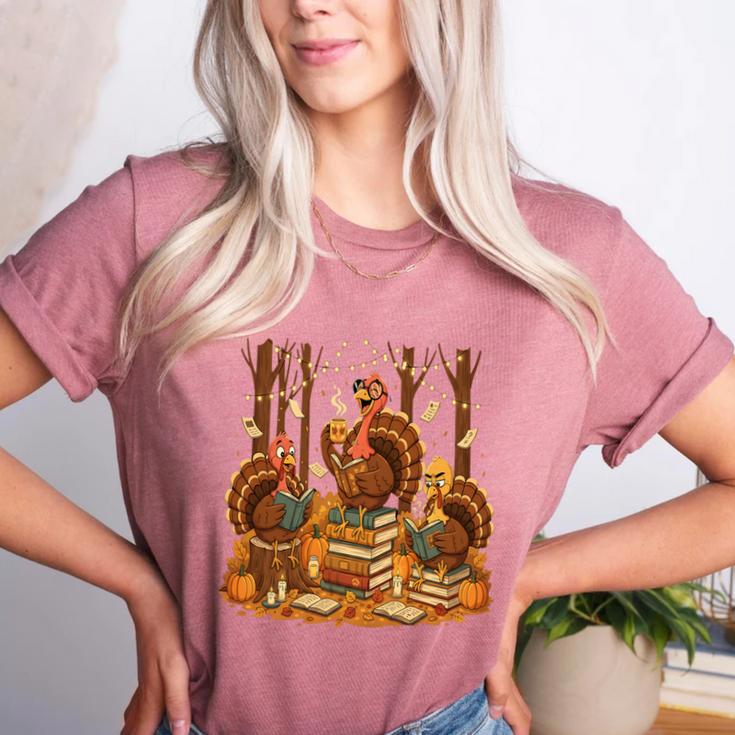 Librarian Turkey Reading Book Fall Thanksgiving Teacher Book Women's Heather T-Shirt
