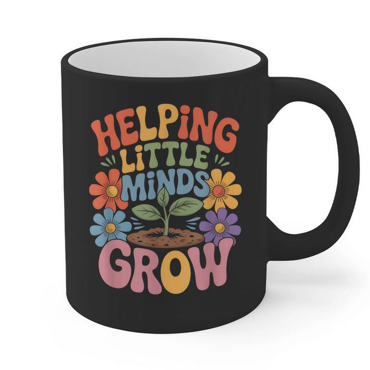 Helping Little Minds Grow Teacher First Day Back To School Graphic Print Coffee Mug
