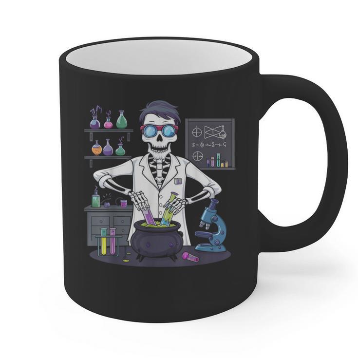 Science Teacher Halloween Skeleton Scientist Chemistry Graphic Print Coffee Mug