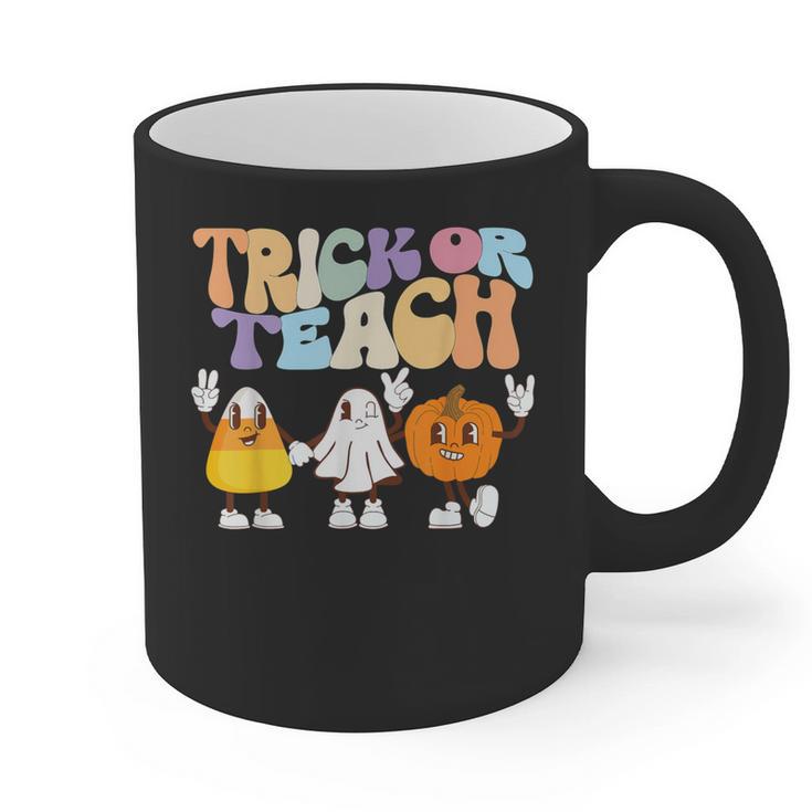 Trick Or Teach Cute Halloween Teacher Graphic Print Coffee Mug