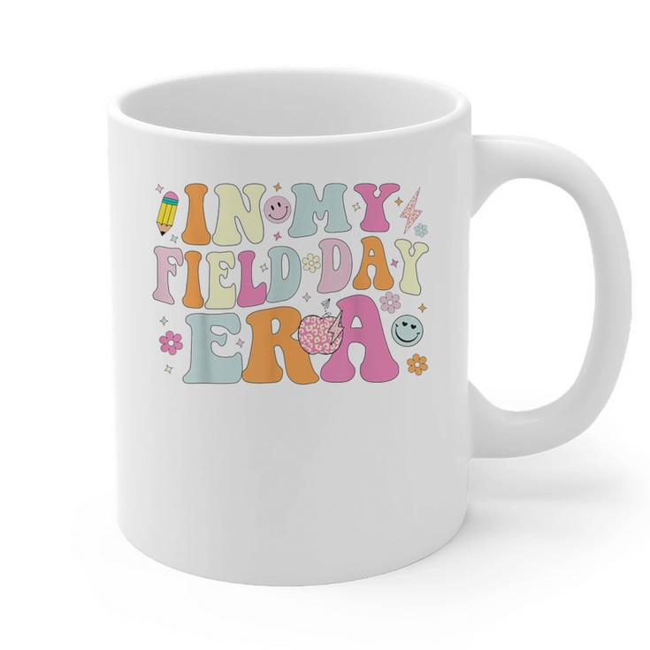 In My Field Day Era Teacher Kids Cute Groovy Field Day Graphic Print Coffee Mug