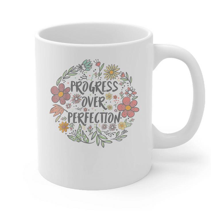 Motivational Progress Over Perfection Back To School Teacher Graphic Print Coffee Mug