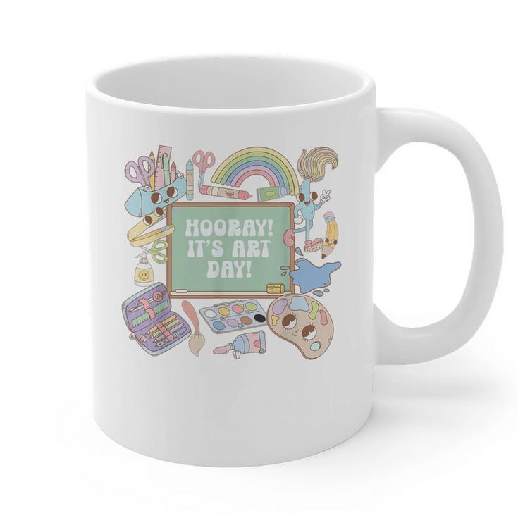 Retro Hooray It's Art Day Art Teacher Back To School Women Graphic Print Coffee Mug