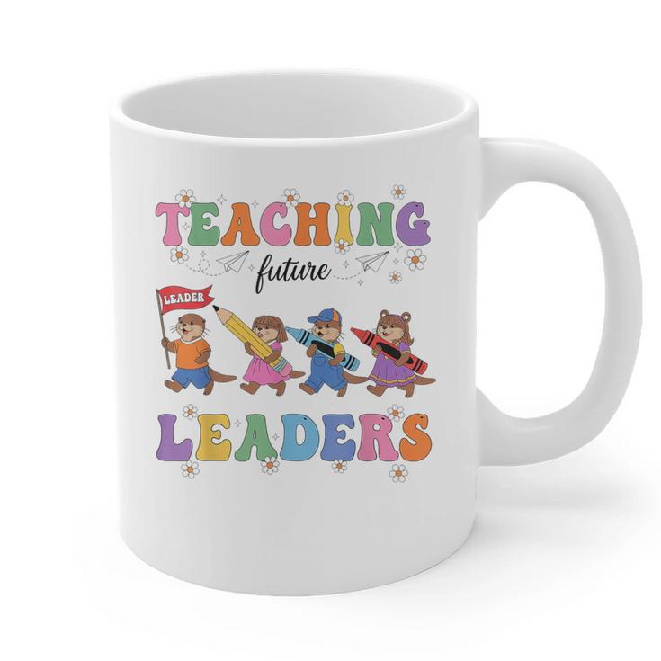 Teaching Future Leaders Otter Back To School Teacher Graphic Print Coffee Mug