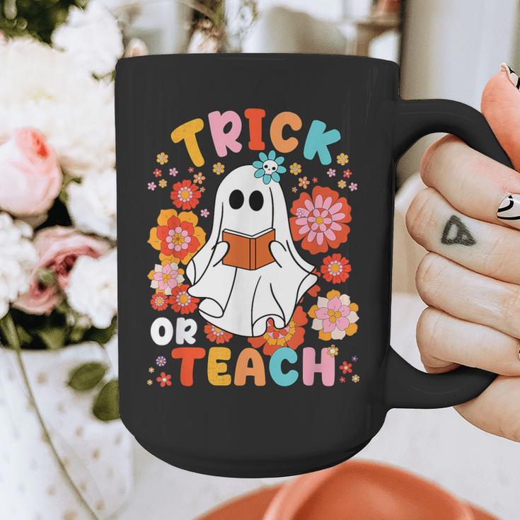 Groovy Halloween Trick Or Teach Retro Floral Ghost Teacher For Men Women Kids Graphic Print Coffee Mug, Groovy Teacher Gifts, funny design
