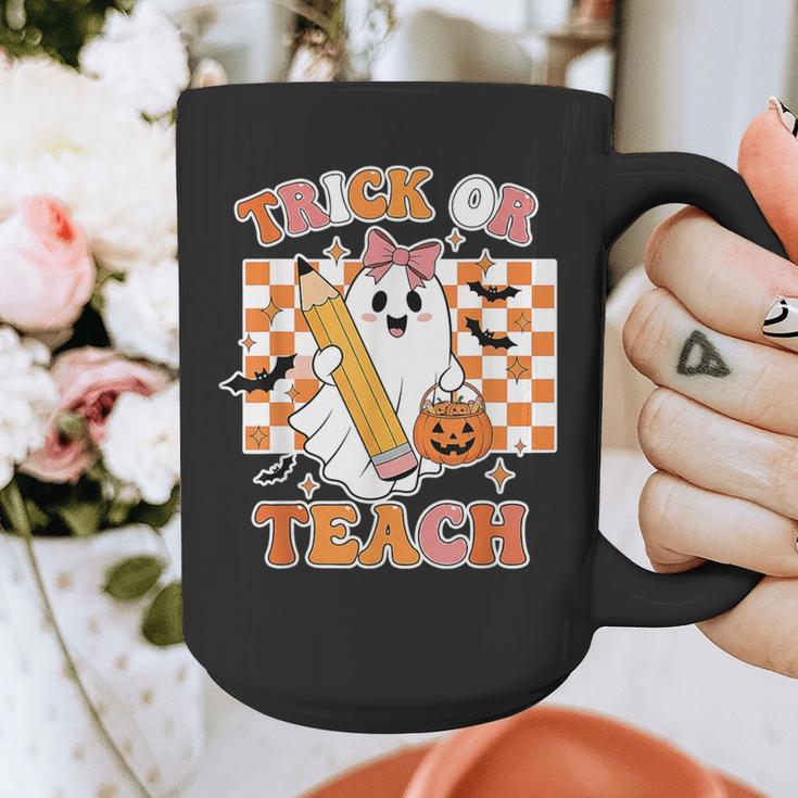 Vintage Teacher Shirt Women Trick Or Teach Halloween Graphic Print Coffee Mug, funny design
