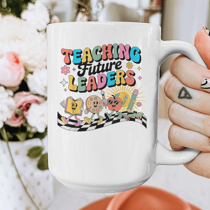 Retro Teaching Future Leaders Groovy Teacher Back To School Graphic Print Coffee Mug, Future Teacher Gifts, Groovy Teacher Gifts, funny design