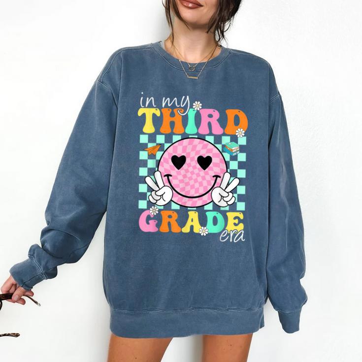 In My 3rd Grade Era Back To School Smile Face Teacher Kid Comfort Colors Sweatshirt