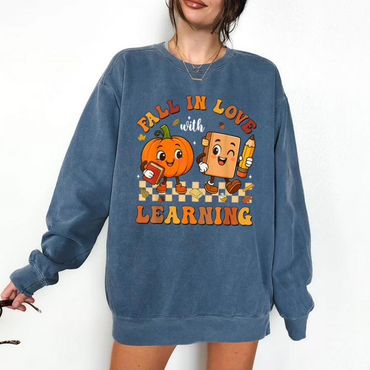 Fall In Love With Reading Book Autumn Pumpkins And Teachers Comfort Colors Sweatshirt