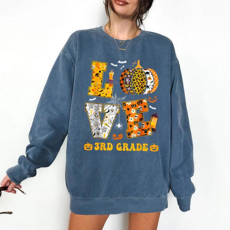 LOVE 3rd Grade Pumpkin Teacher Student Halloween Costume Comfort Colors Sweatshirt